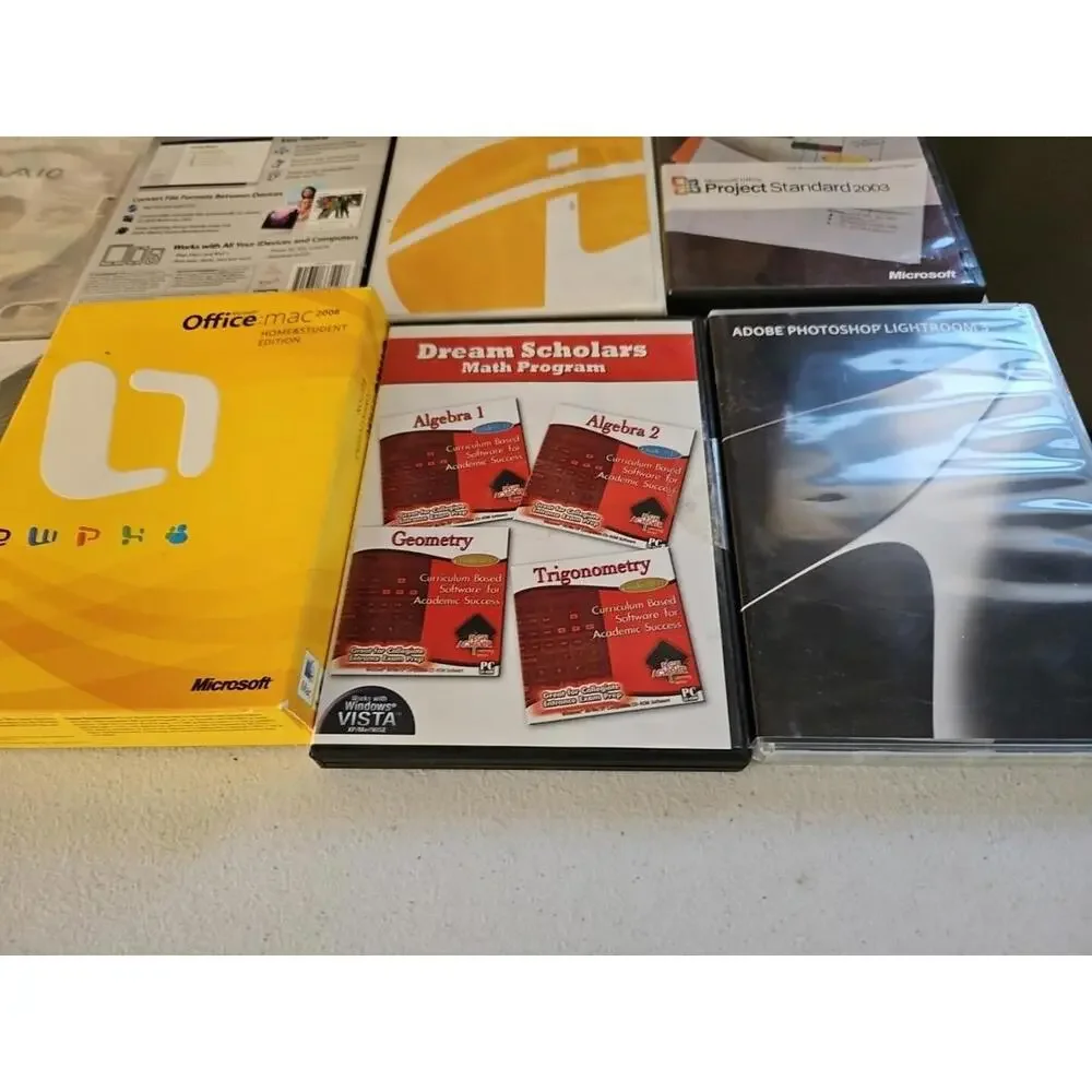Lot Of 18 Old Microsoft And Mac Computer Programs , Most Have Keys Trl8#32